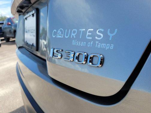 2022 Lexus IS 300 Base