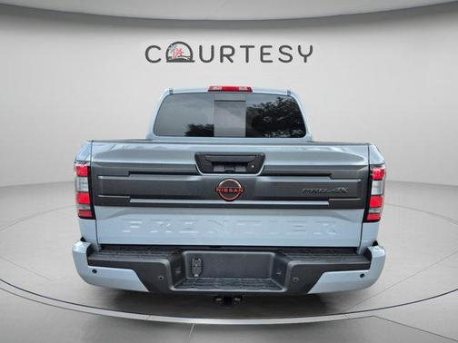Boulder Gray Pearl 2026 Nissan Frontier PRO-4X