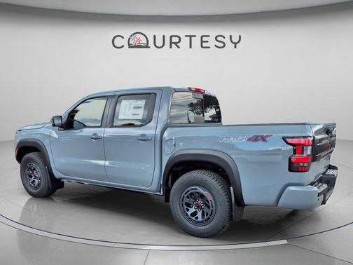 Boulder Gray Pearl 2026 Nissan Frontier PRO-4X