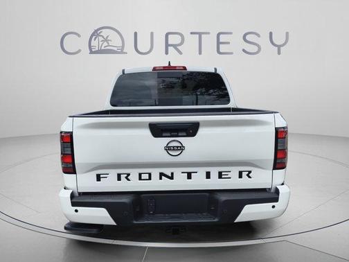 Glacier White 2027 Nissan Frontier SV