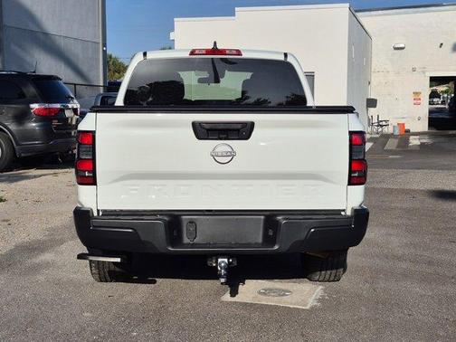 Glacier White 2024 Nissan Frontier S