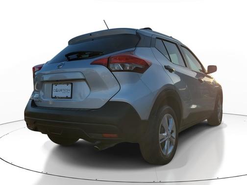 2018 Nissan Kicks S
