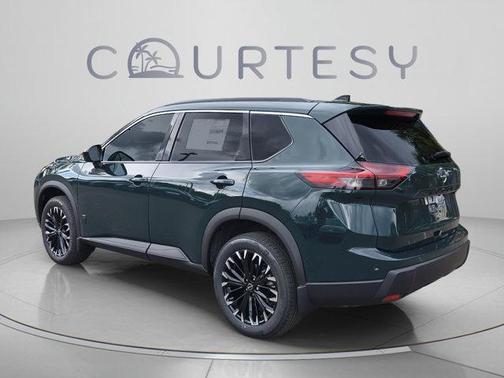 Obsidian Black 2027 Nissan Rogue