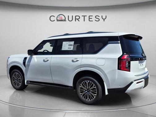 Aspen White Tricoat 2026 Nissan Armada SL