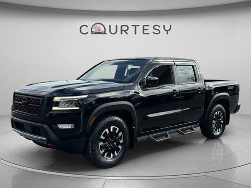 Black 2024 Nissan Frontier PRO-X