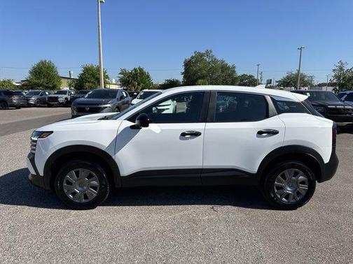 Fresh Powder 2025 Nissan Kicks S