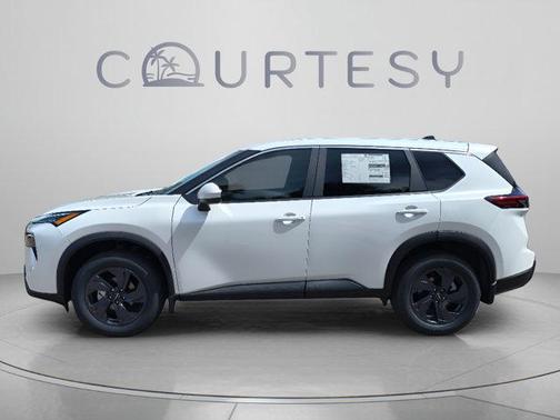 Everest White P 2026 Nissan Rogue SV