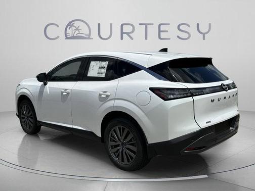 Everest White P 2026 Nissan Murano SL
