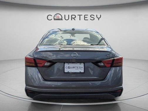 Gun Metallic 2024 Nissan Altima 2.5 SV