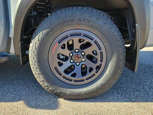 2025 Nissan Frontier PRO-X