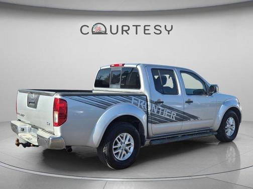 Brilliant Silver 2014 Nissan Frontier SV