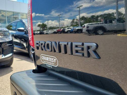 2021 Nissan Frontier SV
