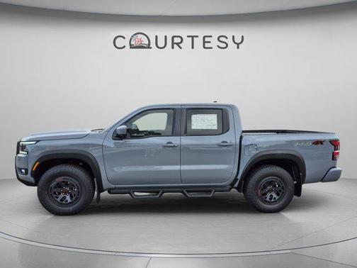 Boulder Gray Metallic 2026 Nissan Frontier PRO-4X
