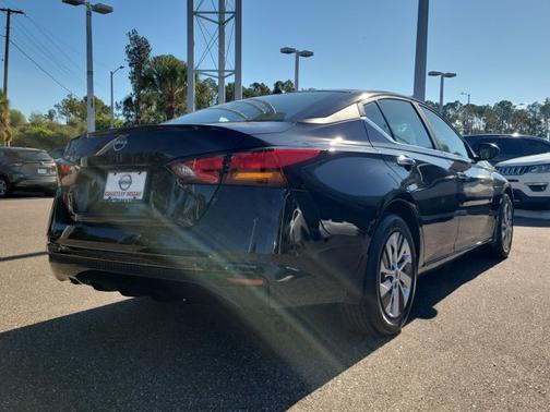 2025 Nissan Altima S