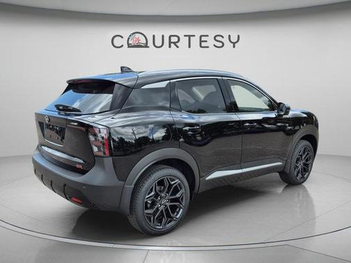 Super Black 2026 Nissan Kicks SR