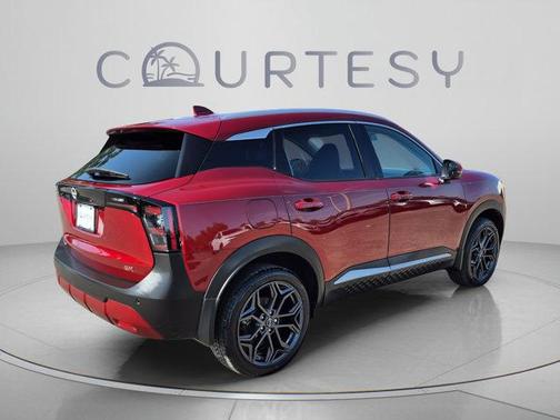Scarlet Ember T 2025 Nissan Kicks SR