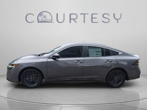 Gun Metallic 2027 Nissan Sentra SV