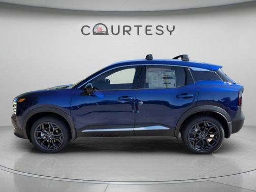 Deep Blue Pearl 2026 Nissan Kicks SR