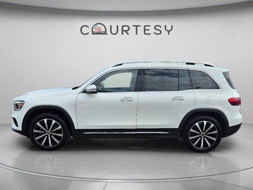 Polar White 2022 Mercedes-Benz GLB 250 Base