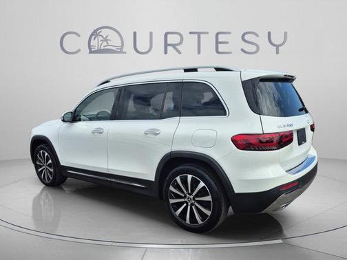 Polar White 2022 Mercedes-Benz GLB 250 Base
