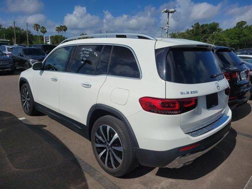 Polar White 2022 Mercedes-Benz GLB 250 Base