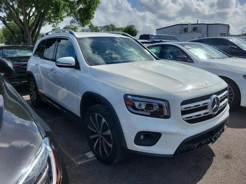 Polar White 2022 Mercedes-Benz GLB 250 Base