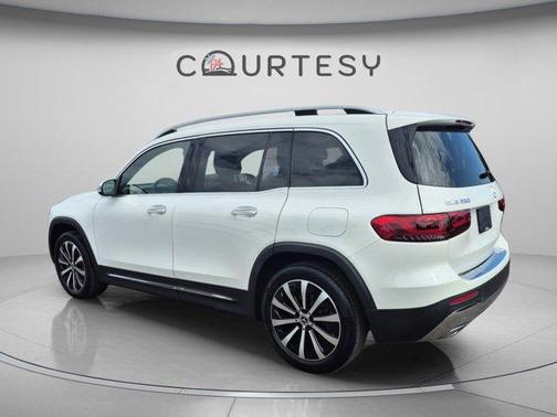 Polar White 2022 Mercedes-Benz GLB 250 Base