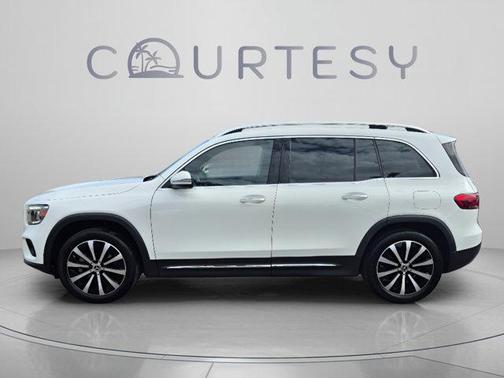 Polar White 2022 Mercedes-Benz GLB 250 Base