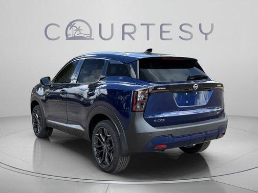 Deep Blue Pearl 2026 Nissan Kicks SR