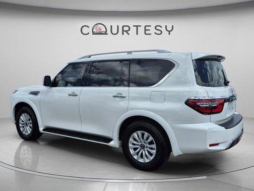 Aspen White Tricoat 2024 Nissan Armada SV