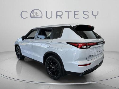 Alpine Frost 2026 Nissan Rogue Plug-In Hybrid SL