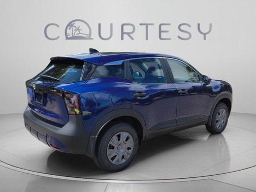 Deep Blue Pearl 2027 Nissan Kicks S