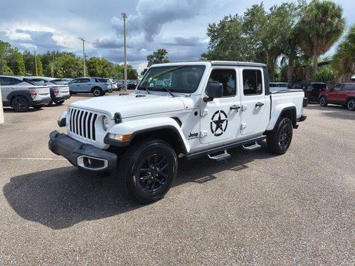 Bright White Clearcoat 2021 Jeep Gladiator Sport