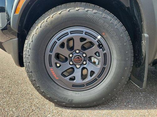 2025 Nissan Frontier PRO-X