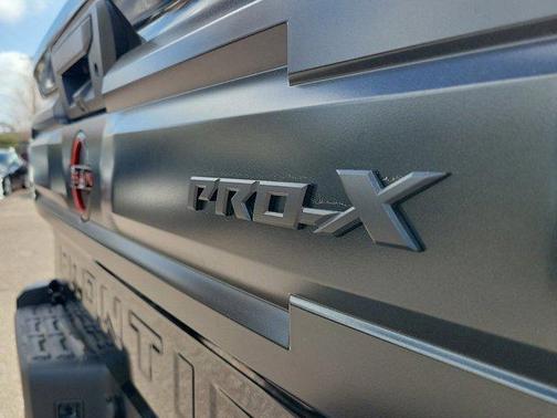 2025 Nissan Frontier PRO-X