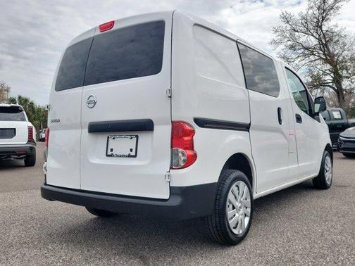 2017 Nissan NV200 S