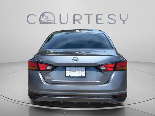 Gun Metallic 2019 Nissan Altima 2.5 S