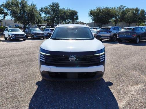 Fresh Powder 2026 Nissan Kicks SV