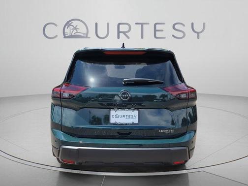Obsidian Green 2026 Nissan Rogue Dark Armor