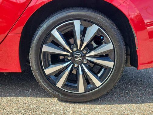 2022 Honda Civic EX-L
