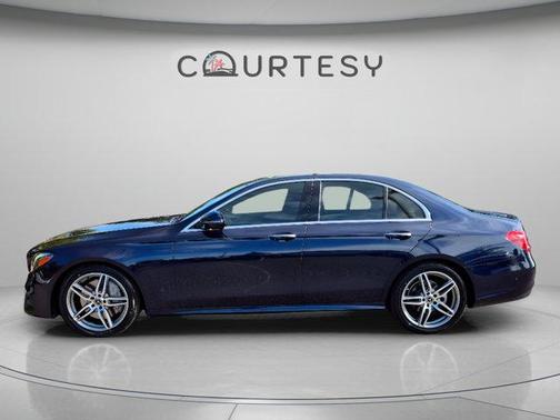 Lunar Blue Metallic 2017 Mercedes-Benz E-Class E 300