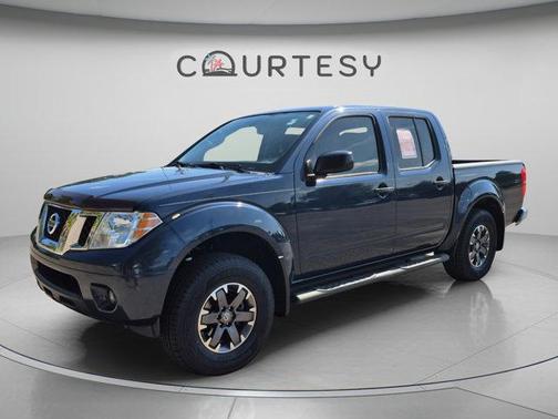 Arctic Blue Metallic 2019 Nissan Frontier SV