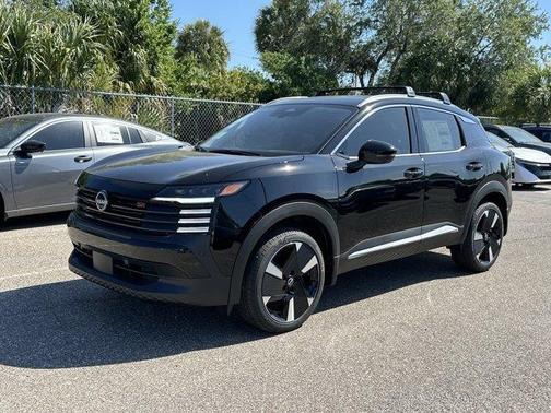 Super Black 2026 Nissan Kicks SR