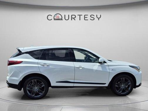 Lunar Silver Metallic 2023 Acura RDX A-Spec