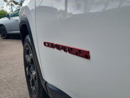 2023 Jeep Compass Trailhawk