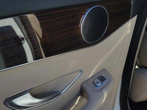 2019 Mercedes-Benz GLC 300 Base