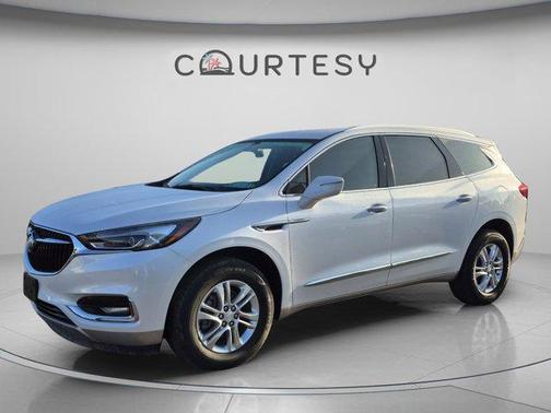 White Frost Tri-Coat 2018 Buick Enclave Essence