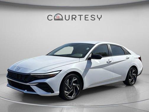 White 2025 Hyundai ELANTRA HEV SEL