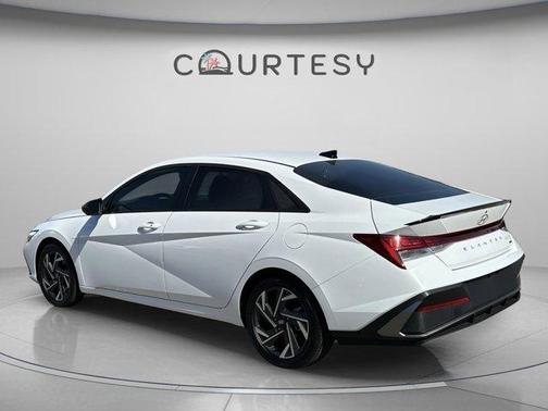 White 2025 Hyundai ELANTRA HEV SEL