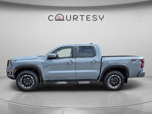 Boulder Gray Metallic 2026 Nissan Frontier PRO-4X